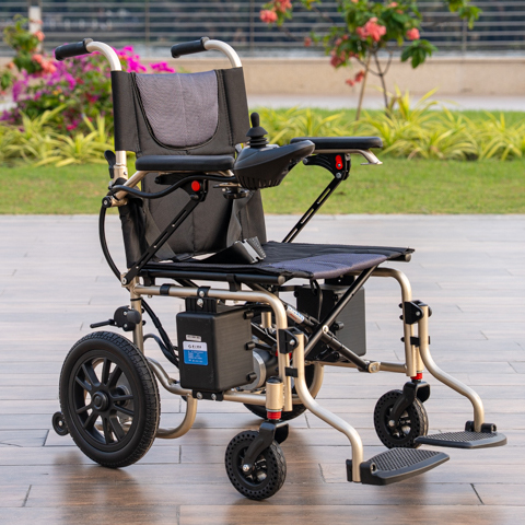 Xe lăn điện người già D705 - full